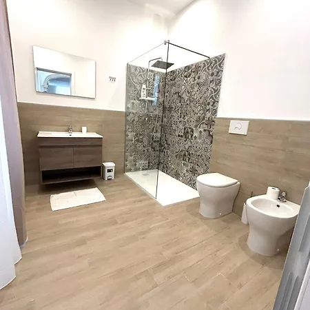 Couette-café Bed E Domar Brindisi