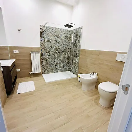 Bed E Domar Couette-café 4*